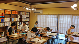 「名東田中塾」高校生の教室